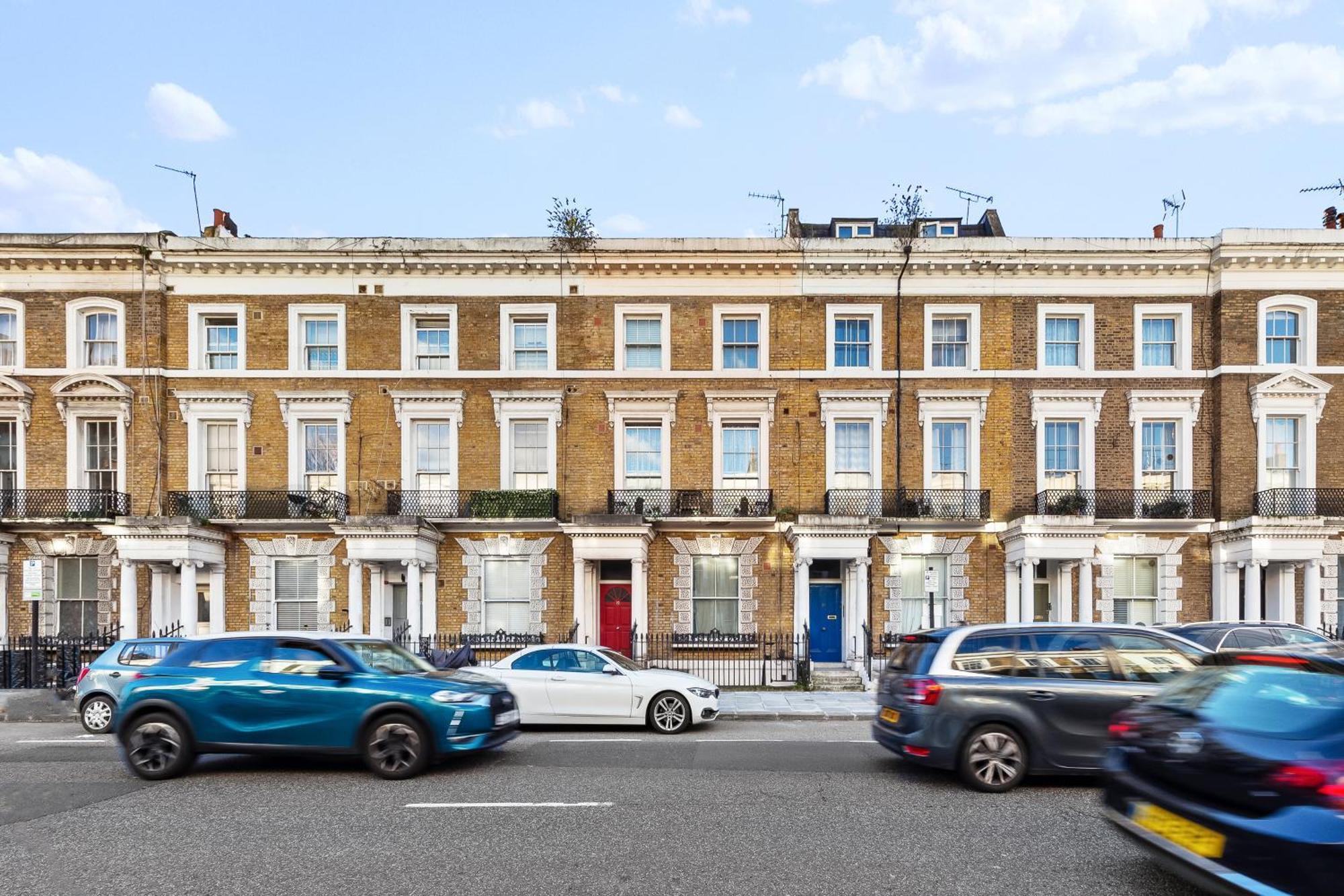 Newly Renovated Kensington 2 Bedroom Apartment With Balcony Near Harrods Sleeps 6, 2 Min Walk From Station Лондон Экстерьер фото