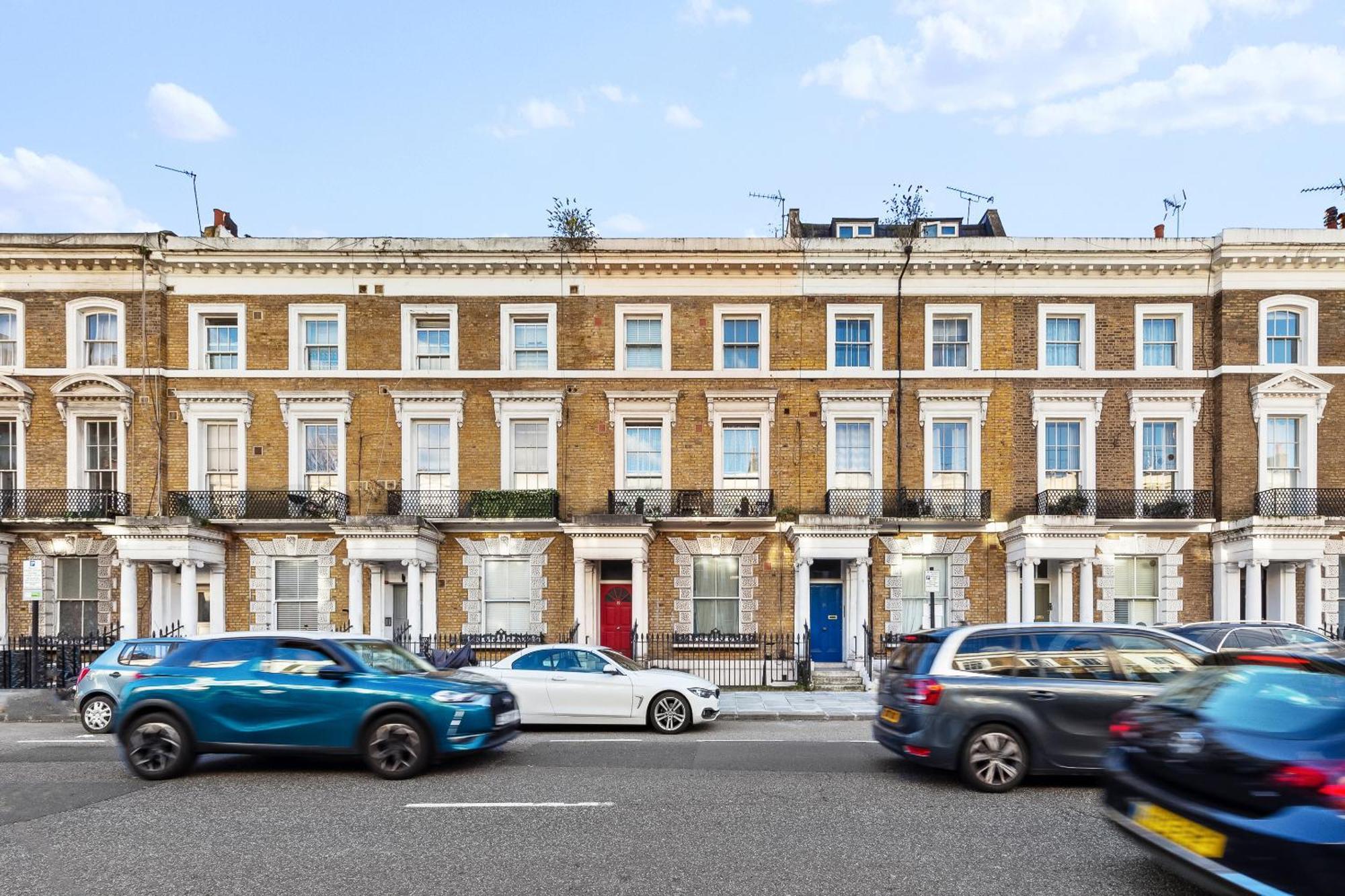 Newly Renovated Kensington 2 Bedroom Apartment With Balcony Near Harrods Sleeps 6, 2 Min Walk From Station Лондон Экстерьер фото